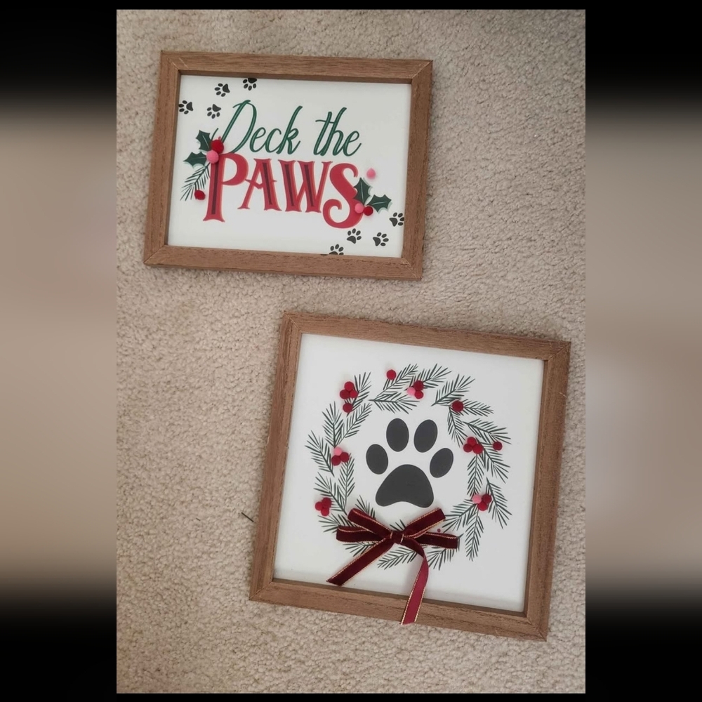 Deck the Paws Holiday Paw Print Wall Signs - Red & Green